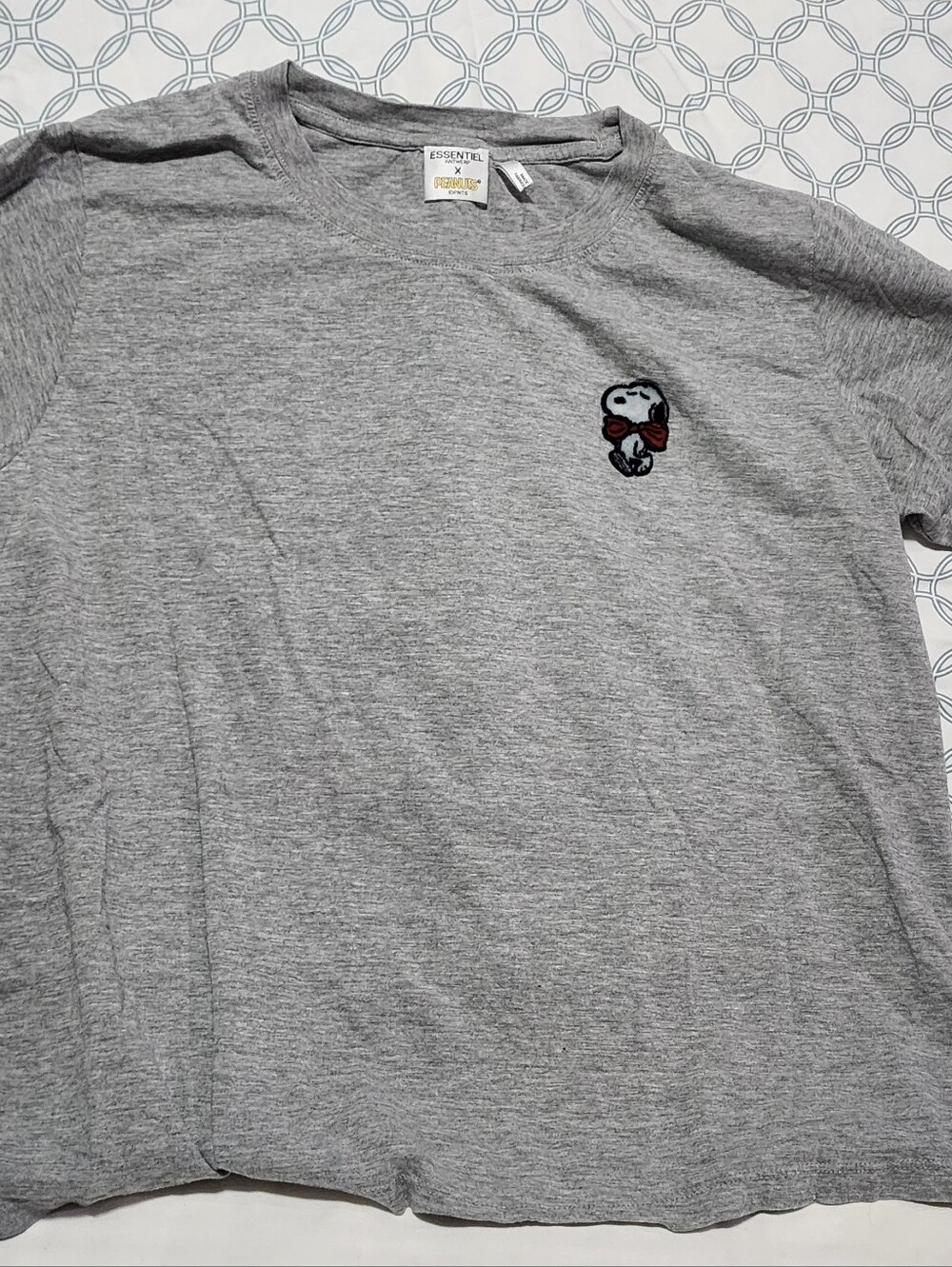 Grey Ladies Crew Neck T-Shirt with Snoopy Patch